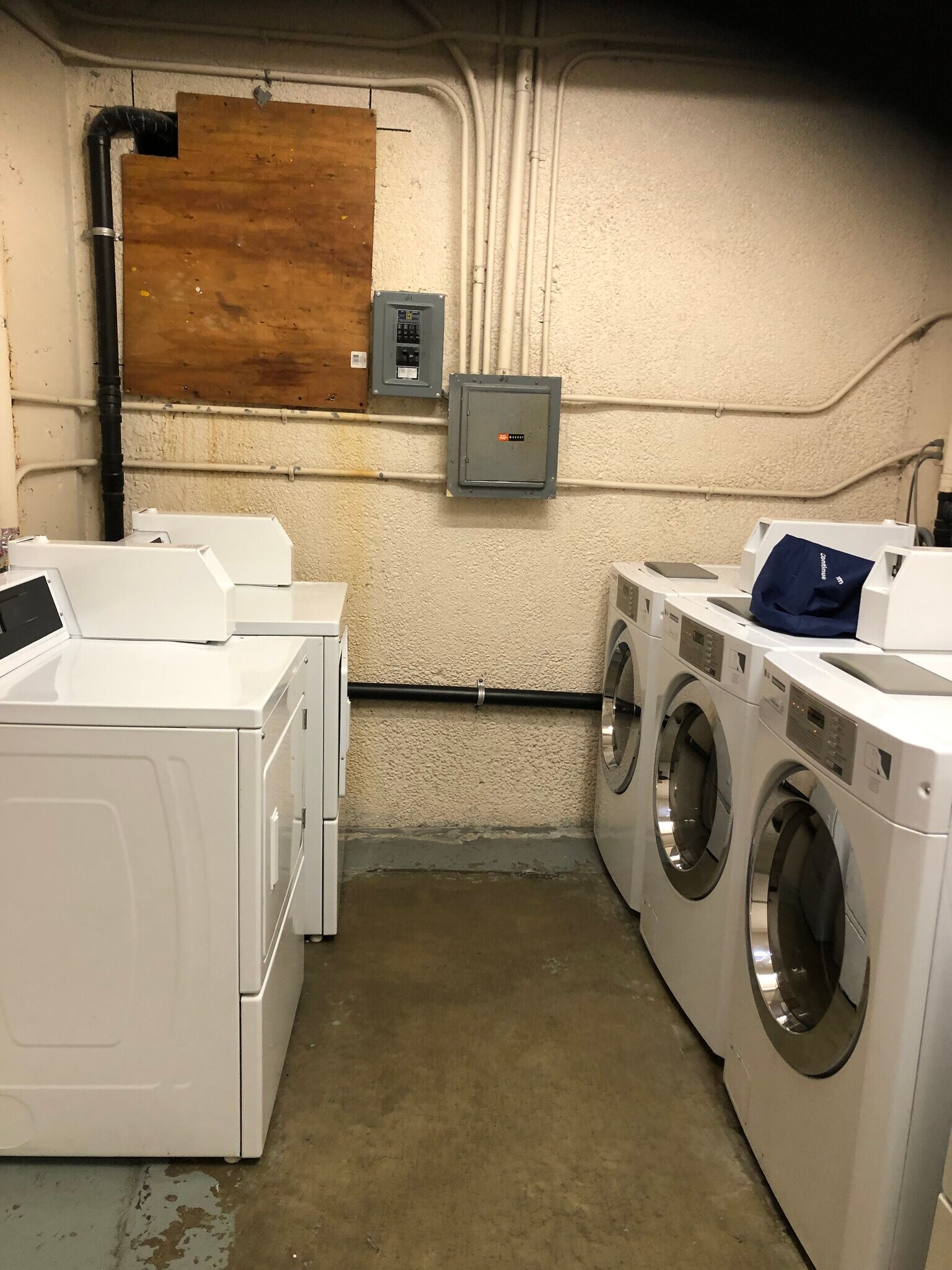 laundry room - 6479 137th Ave NE