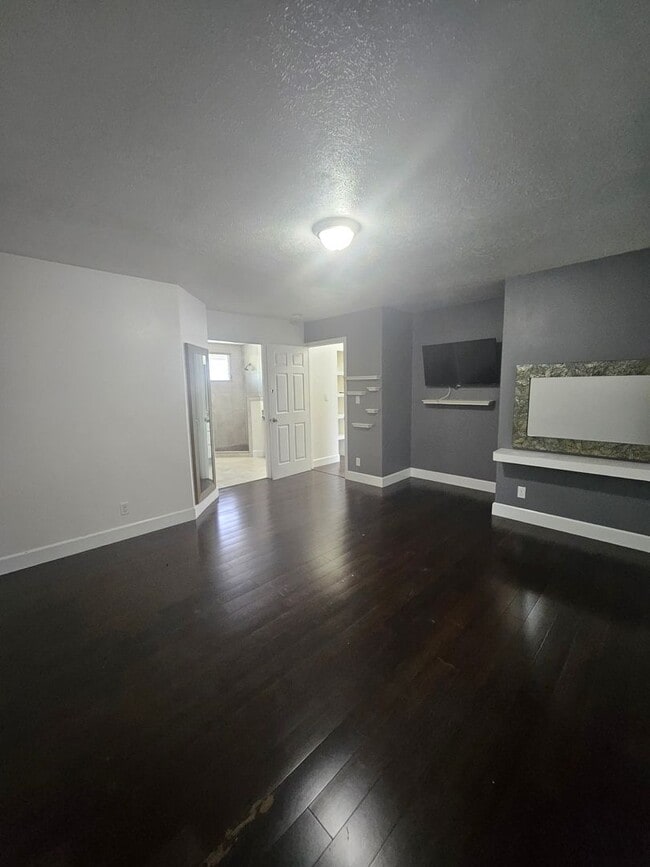 Building Photo - Beautiful 3 Bedroom Home in Komohana Gardens