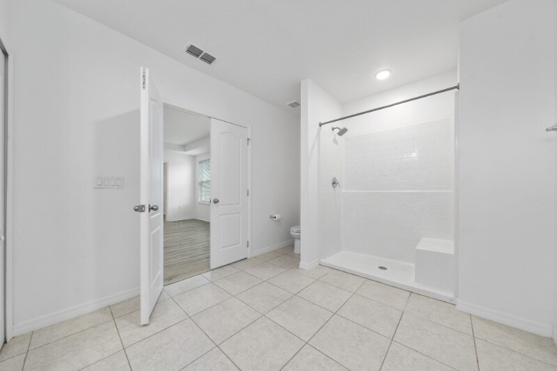 Building Photo - 557 Pawnee Ct