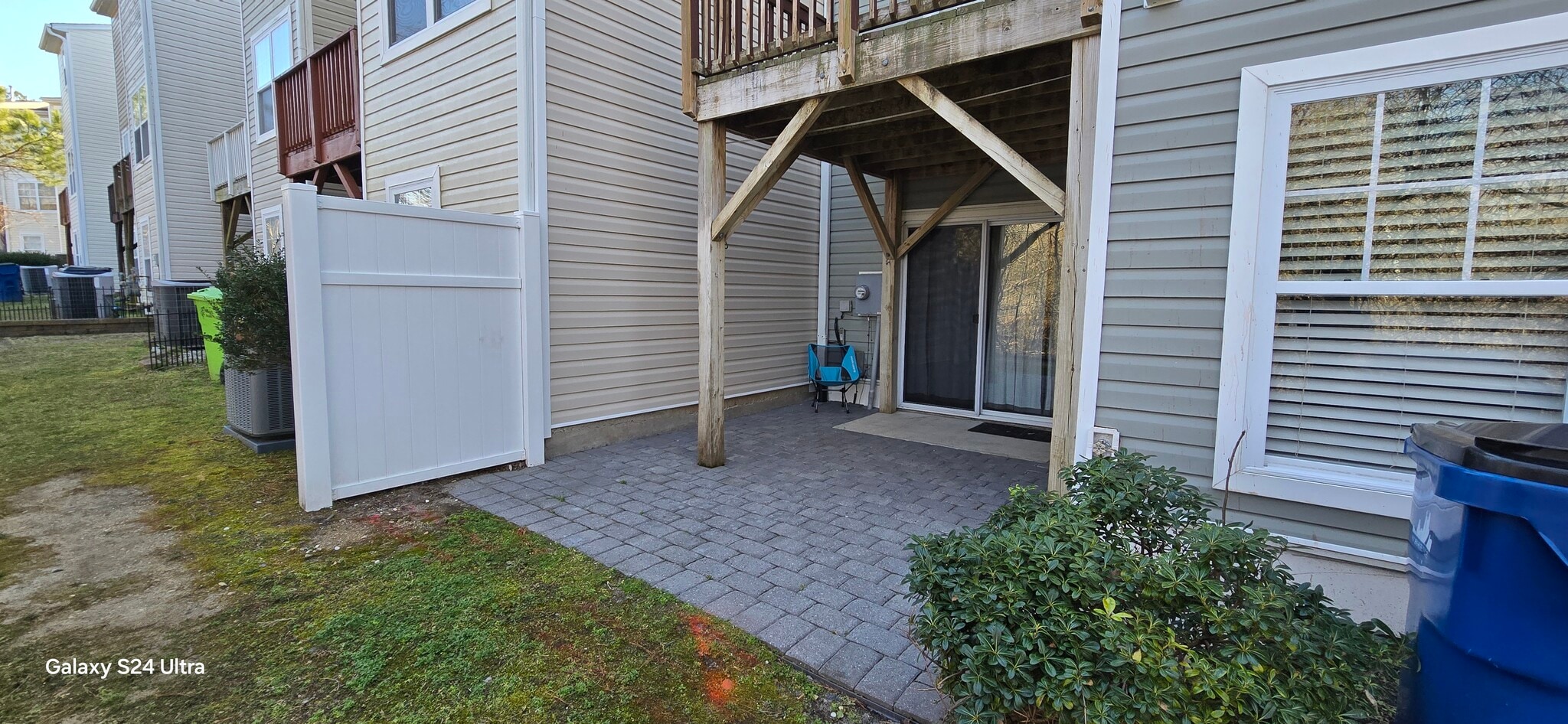 Building Photo - 14423 Hamletville St