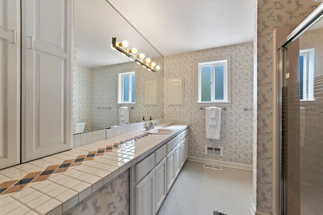 Building Photo - 4183 Sucia Dr