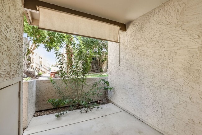 Building Photo - Beautiful Mesa Rental!