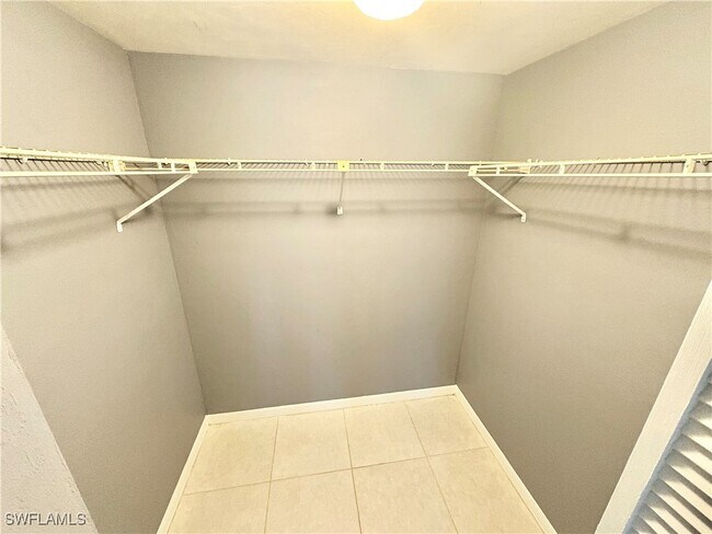 Building Photo - 28121 Pine Haven Way