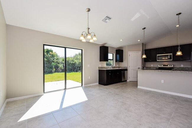 Building Photo - 3702 35th St SW