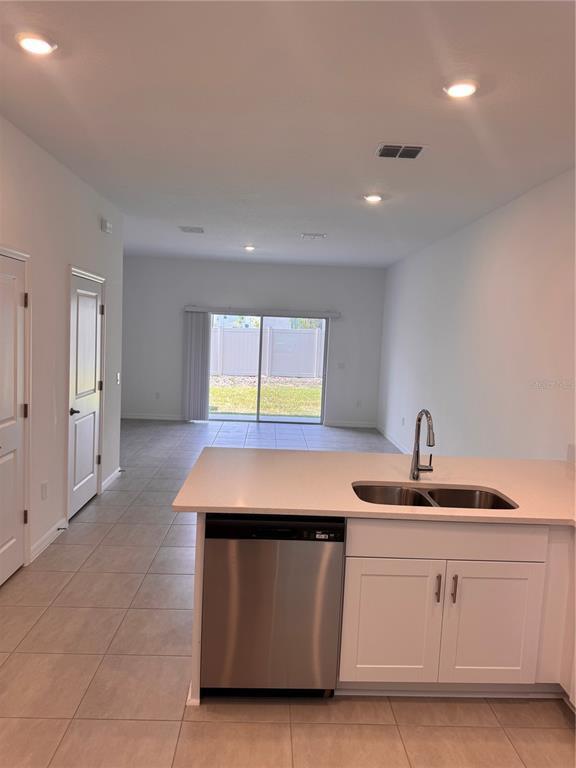 Building Photo - 3132 Skyline Lp