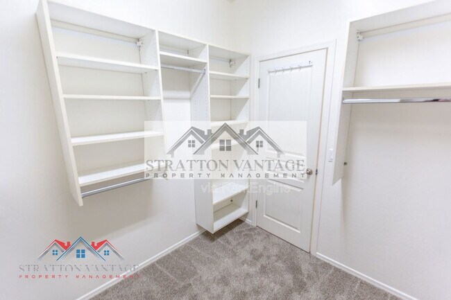 Building Photo - 11527 East Starkey Avenue