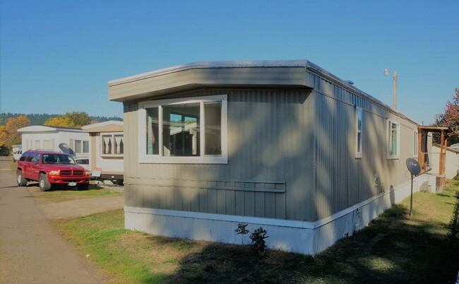 Primary Photo - 2bedroom 2bath Mobile Home