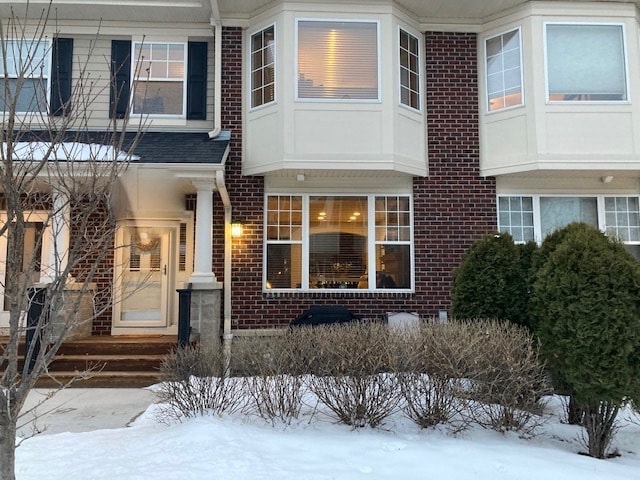 Building Photo - 1510 Zarthan Ave S. #105