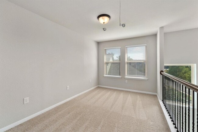 Building Photo - 7211 Ray Charles Dr