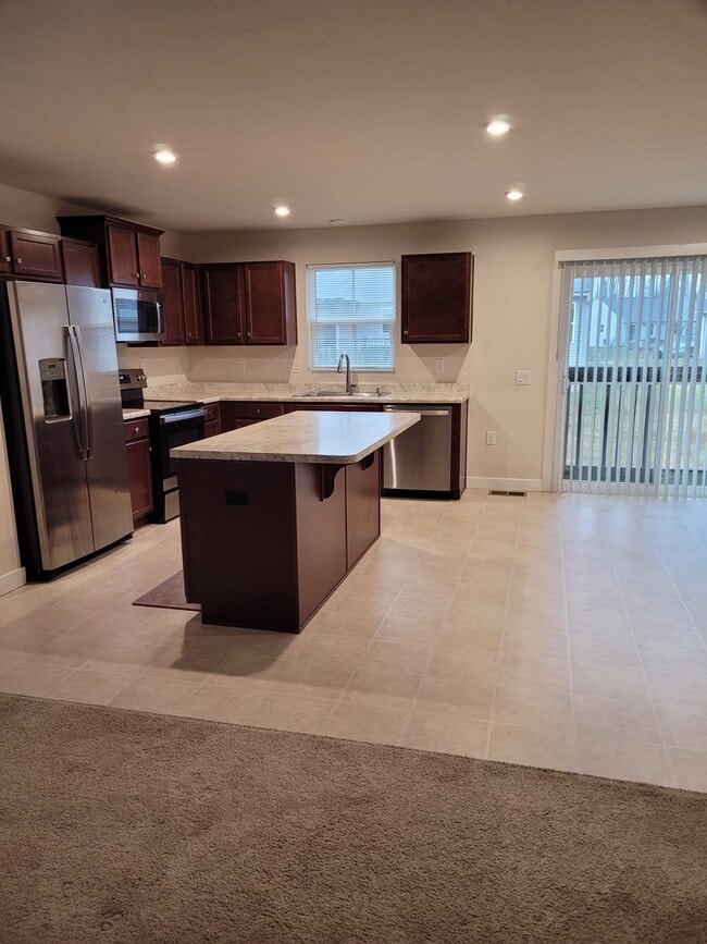 Building Photo - 11 Ticket Wy