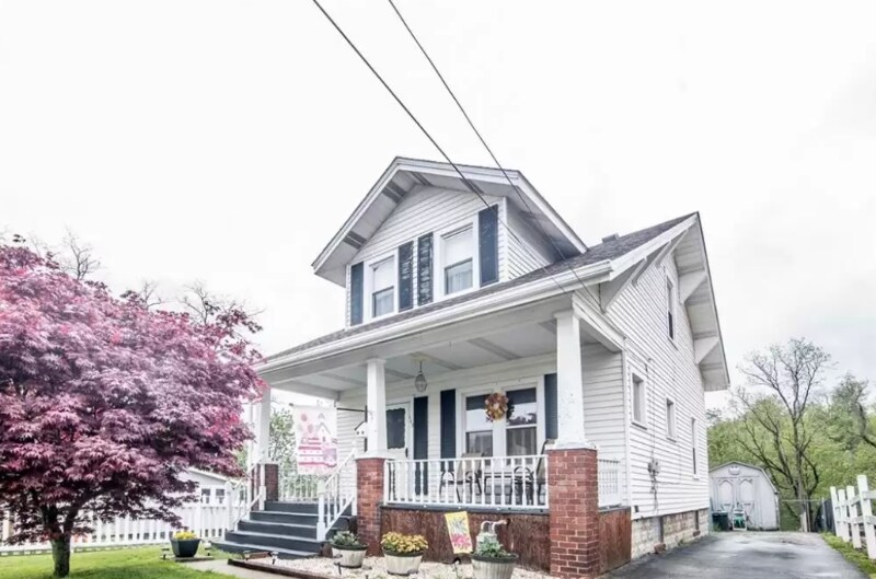 Primary Photo - 163 Oak Spring Rd