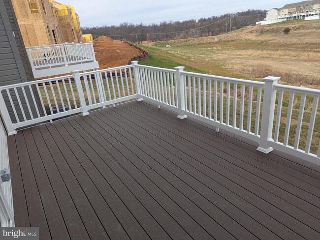 Building Photo - 513 Seeback Dr