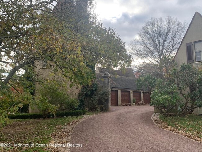 Building Photo - 40 Independence Rd