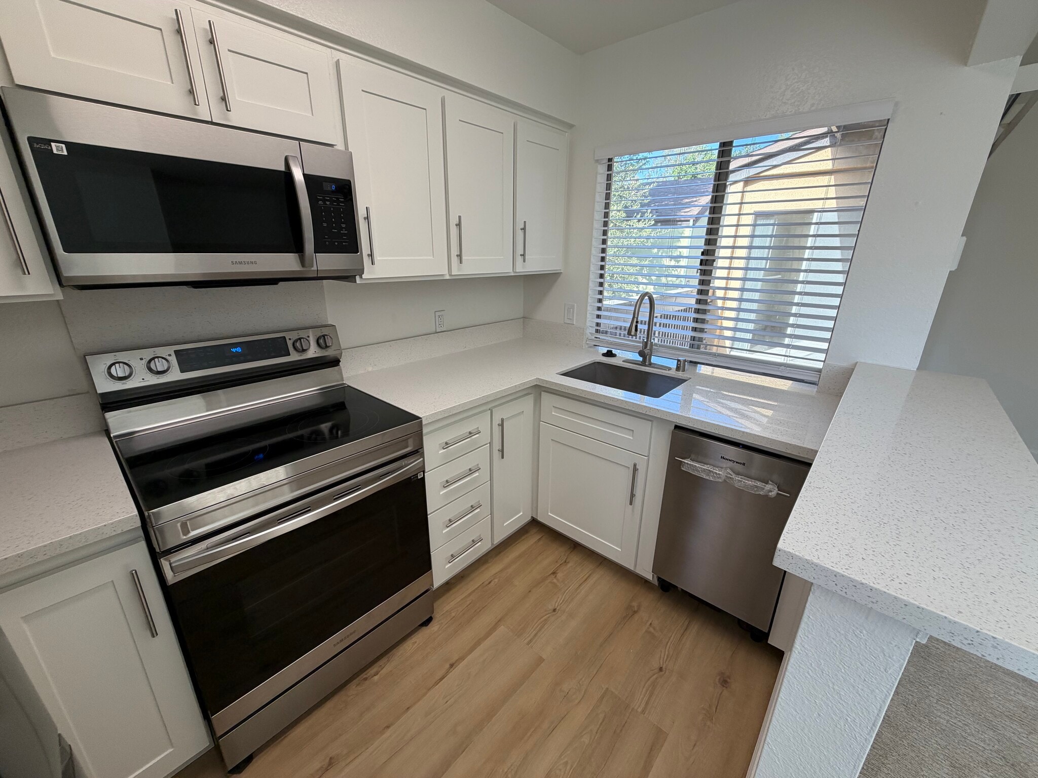 Building Photo - 7979 Mission Center Ct
