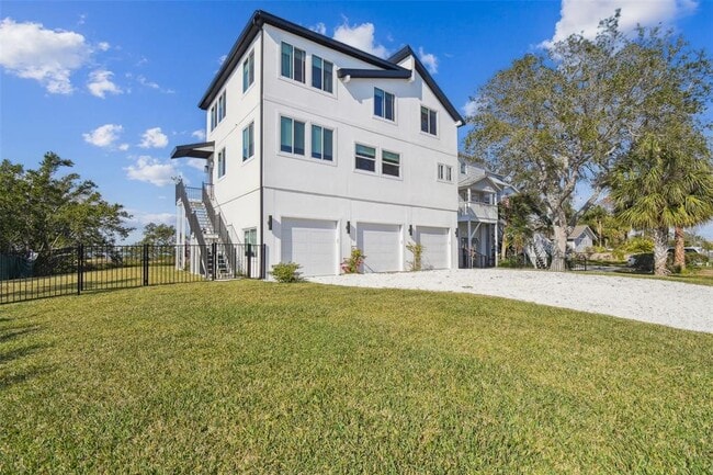 Building Photo - 1640 Seabreeze Dr