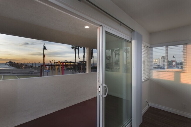 Building Photo - Imperial Beach: Unobstructed Ocean and Pier Views with 2 Balconies!!!