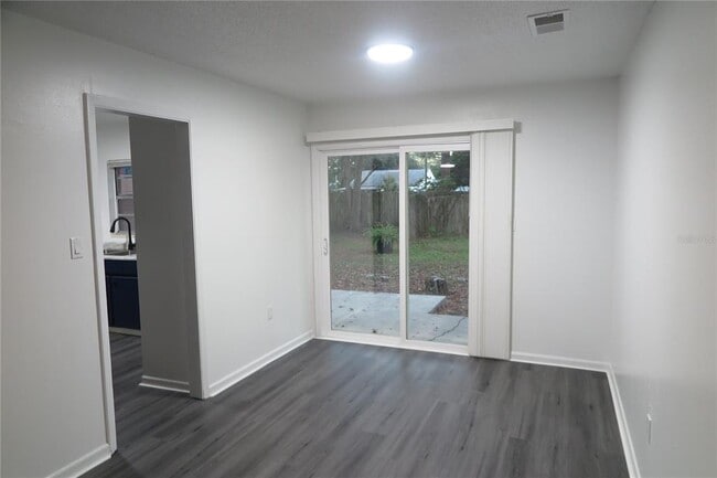 Building Photo - 509 NW 19th Ln