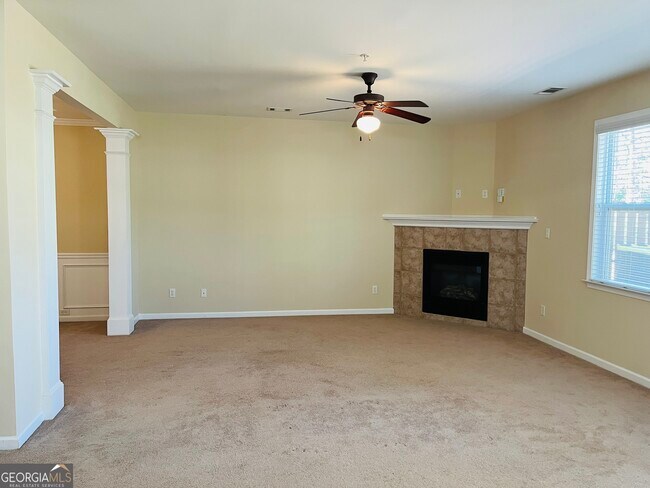 Building Photo - 39 Tahoe Dr