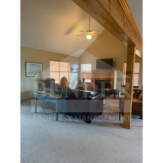 Building Photo - 178 McClary Dr