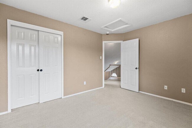 Building Photo - 3769 Castle Rock Dr