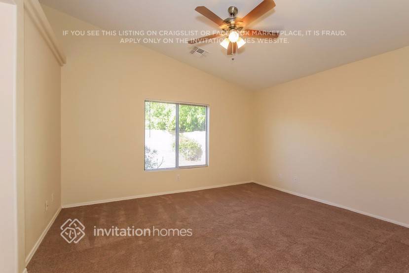 Building Photo - 13014 W Hearn Rd