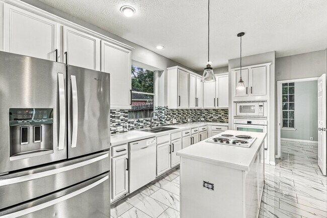 Building Photo - 1307 S Sandpiper Ct