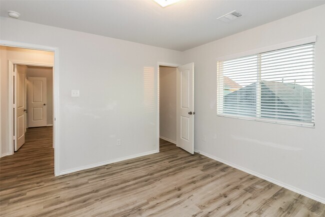 Building Photo - 24339 Veratti Ln