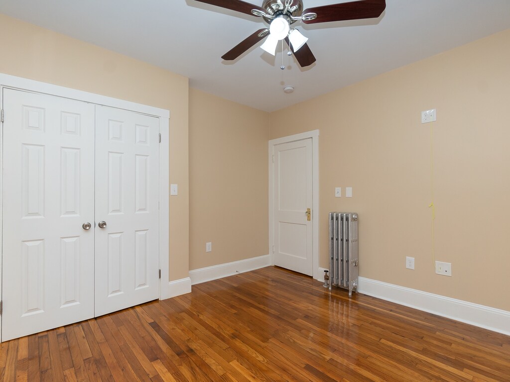 Building Photo - 20 Manley St