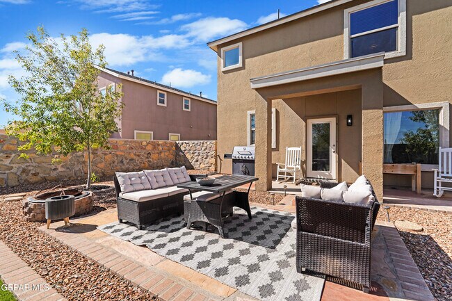 Building Photo - 3760 Loma Jacinto