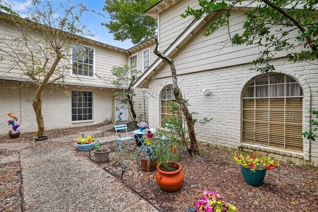 Building Photo - 14030 Cashel Forest Dr