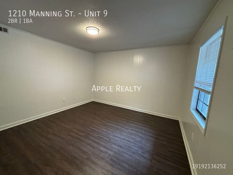 Building Photo - 1210 Manning St