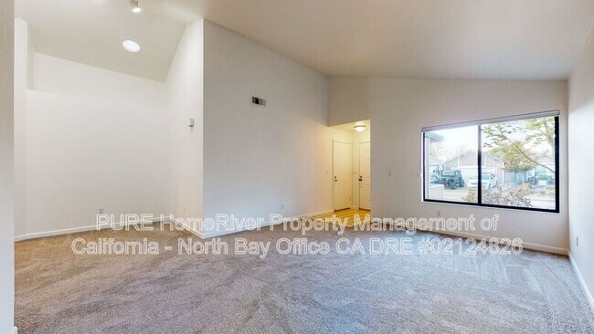 Building Photo - 514 Christopher Way