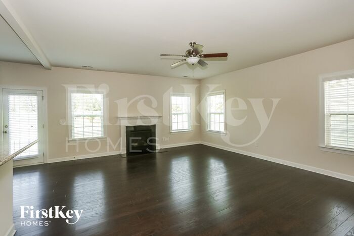 Building Photo - 9863 Travertine Trail