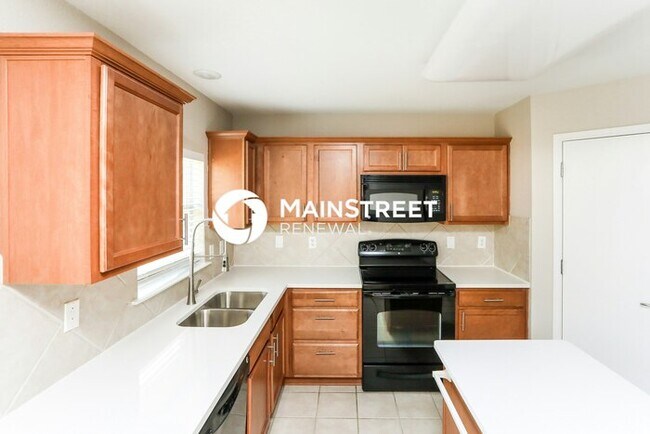 Building Photo - 4 Bedroom Pet-Friendly Home in Glenn Heigh...