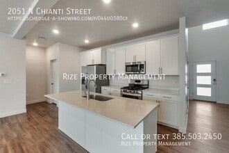 Building Photo - 2051 N Chianti St