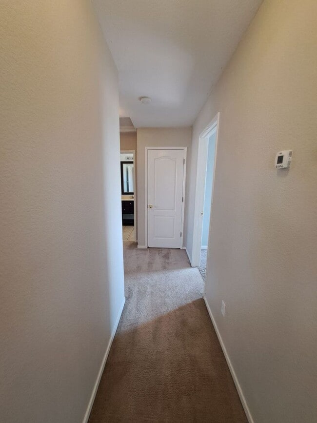 Building Photo - Beautiful 4 Bedroom House Ready To Call Home!