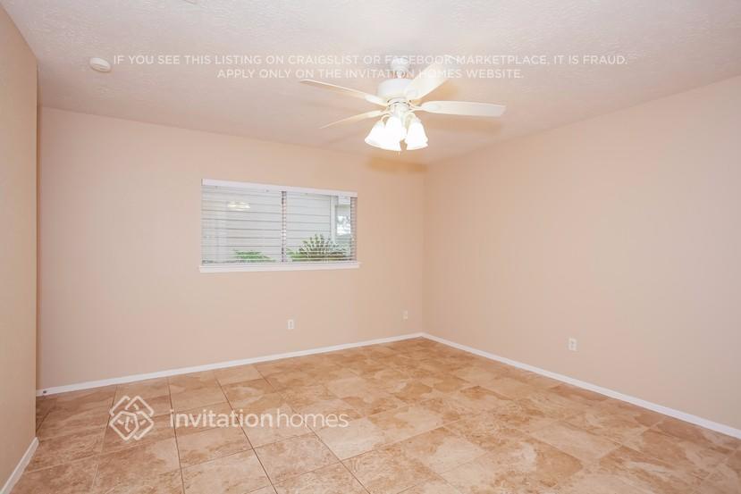 Building Photo - 2515 General Colony Dr