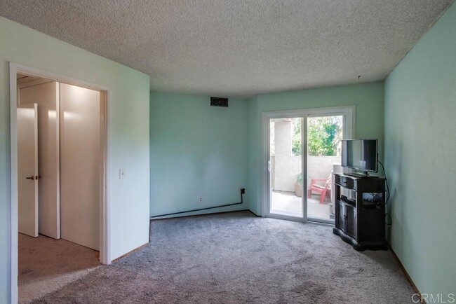 Building Photo - 9771 Mesa Springs Way