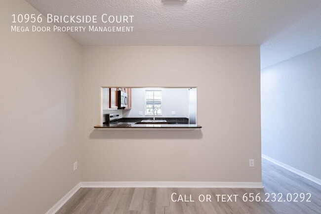 Building Photo - 10956 Brickside Ct