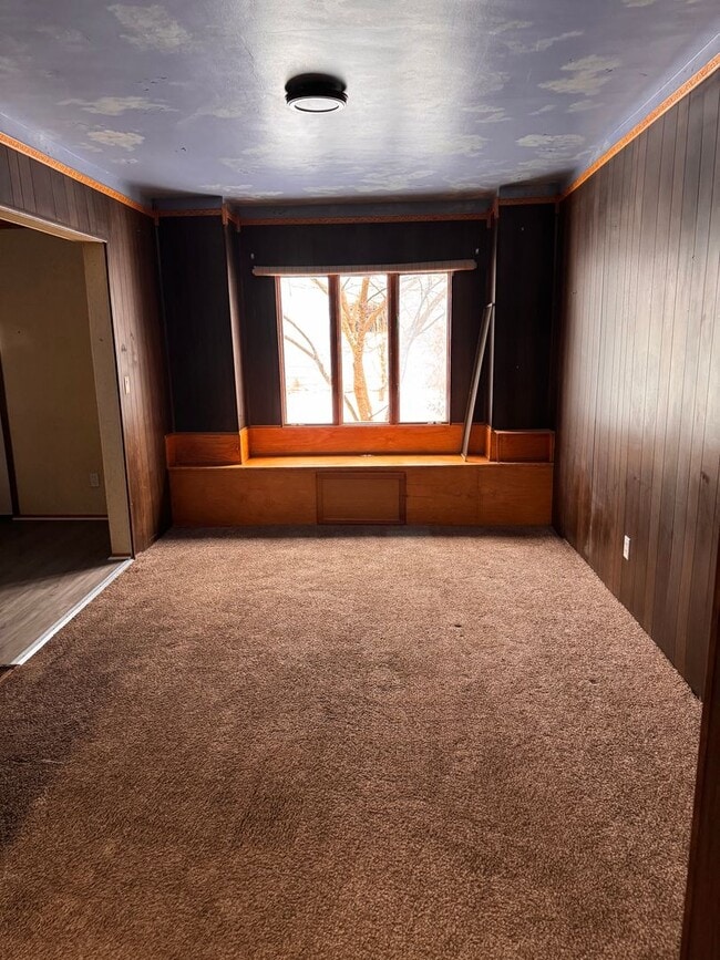 Building Photo - 519 Emerson Ave