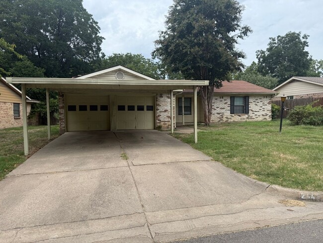 Primary Photo - 3 Bed | 2 Bath | 2-Car Garage + Carport – ...