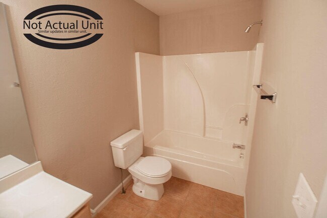 Building Photo - 3922 Snowy Owl Dr