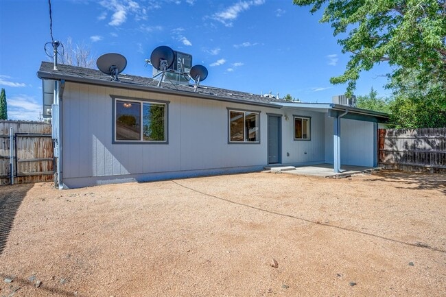 Building Photo - 3150 N Greg Dr