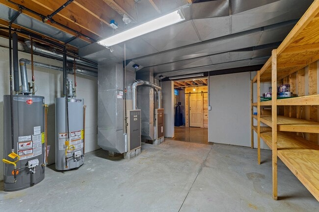 Building Photo - 652 Saddlebrook Dr