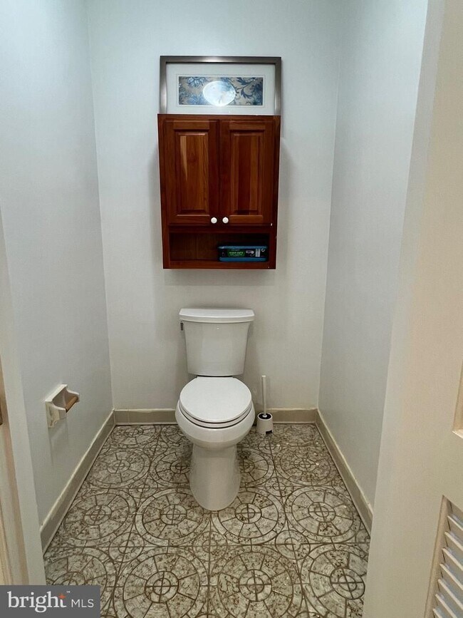 Building Photo - 1213 Perry William Dr