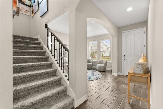 Building Photo - 1713 Pasture Lp