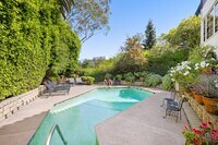 Building Photo - 10966 Strathmore Dr