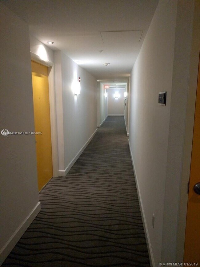 Building Photo - 234 NE 3rd St