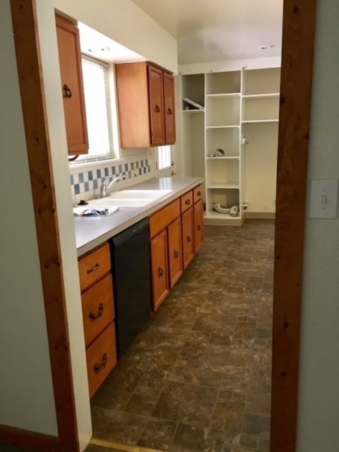 Building Photo - 3 bedroom