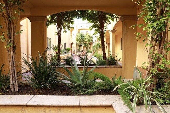 view from front door - 5037 Rosewood Ave